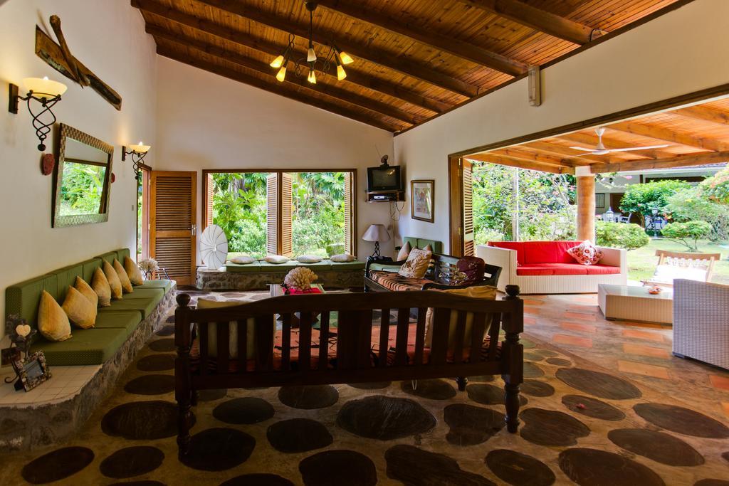 Cote Sud - Unique Villa & Bungalows Intendance Road Takamaka Room photo