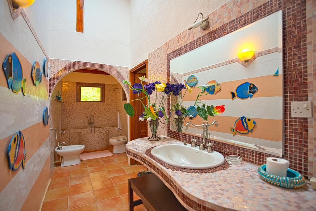 Cote Sud - Unique Villa & Bungalows Intendance Road Takamaka Room photo