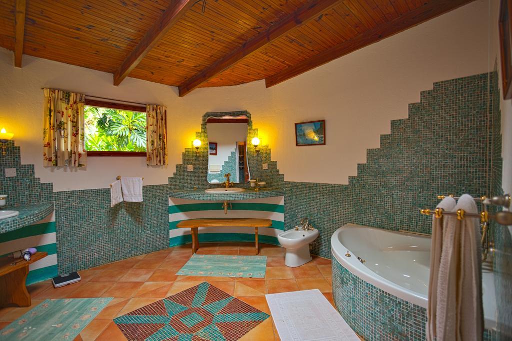 Cote Sud - Unique Villa & Bungalows Intendance Road Takamaka Room photo